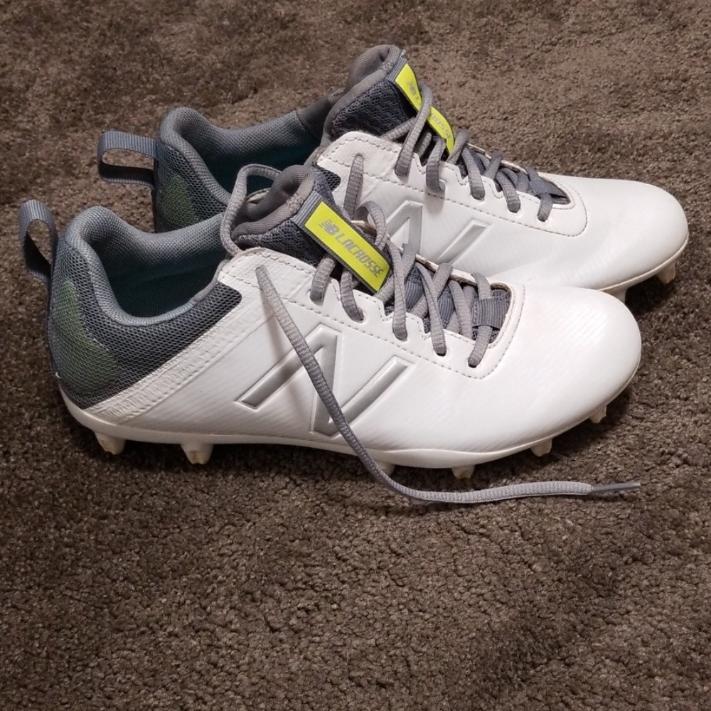 🦚New Balance Lacrosse Cleats